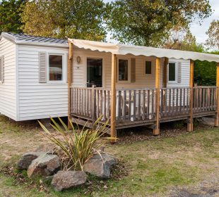 Camping Club Mahana : Camping Club Mahana By La Pege Maori