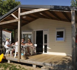 Camping Club Mahana : Chalet Ext