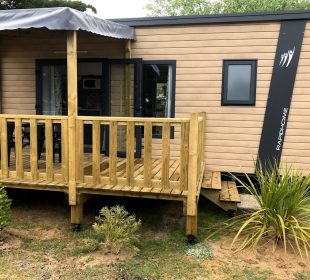 Camping Club Mahana : Riviera Lodge