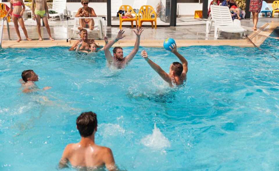 Camping st hilaire de riez avec piscine et jeux de Waterpolo Camping Club Mahana By La Pege Vendee 85 (22)