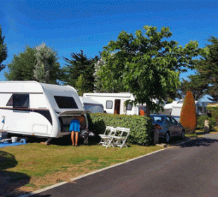 Camping Club Mahana : Emplacement Nu 2 960x590