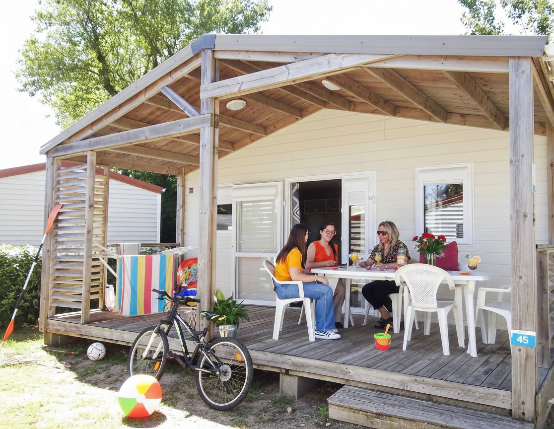 chalet camping mahana