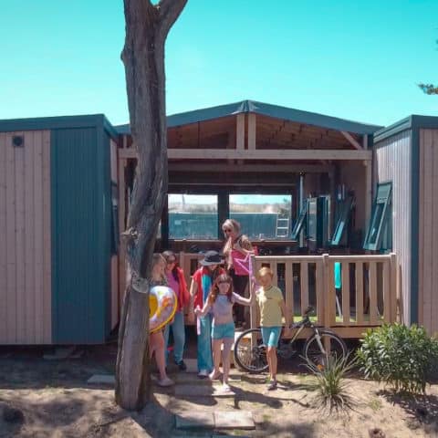 photos drone tribu 2024 camping mahana bord de plage (90)